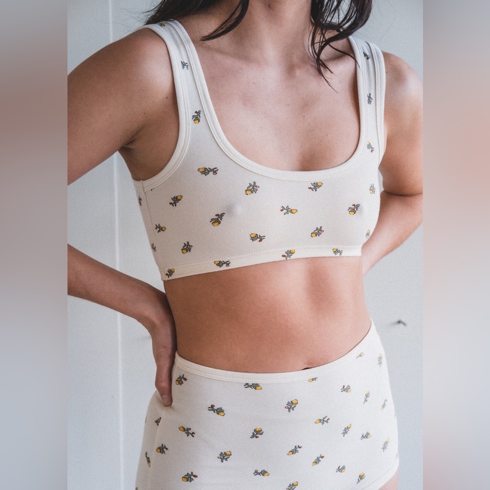 ARQ Wide Strap Bra in Calico, Large